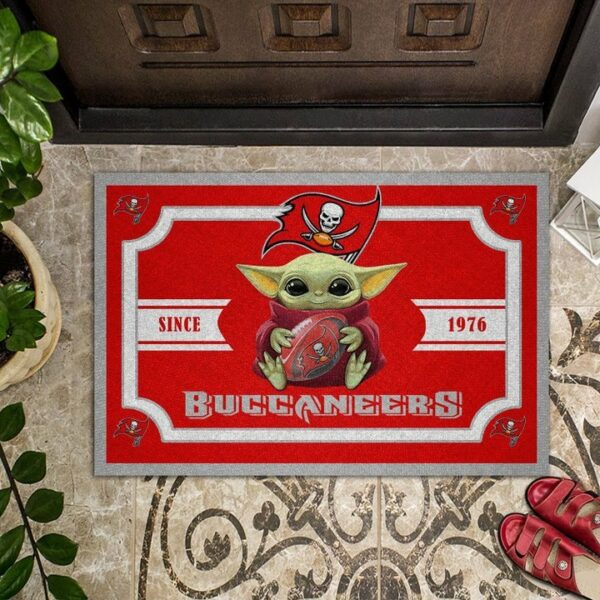 Tampa Bay Buccaneers Yoda Star Wars Doormat Nfl Dttdoma1103035